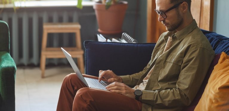 Pourquoi et comment sous-traiter  la rédaction de contenus ?